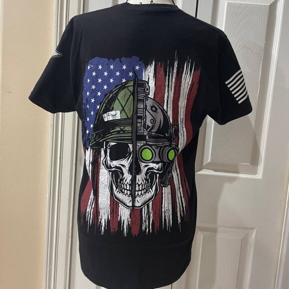 WE THE PEOPLE HOLSTERS T-SHIRT SIZE MEDIUM - Picture 1 of 14